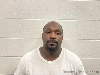 Mugshot of Kevin Lamarr Hall booked in Kenton County, Kentucky on October 1, 2026