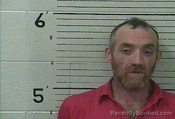 Mugshot of AVERY GARNER TAYLOR booked in Knox County, Kentucky on April 4, 2026