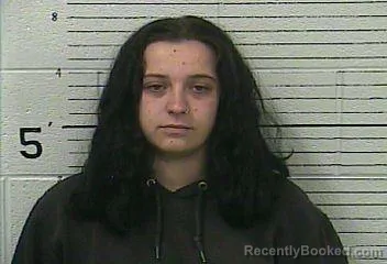 Mugshot of CHEYENNE FAYE ROBERTS booked in Knox County, Kentucky on July 12, 2026
