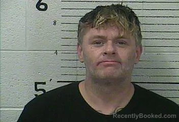Mugshot of JOSHUA FRANK BURTON booked in Knox County, Kentucky on April 26, 2026