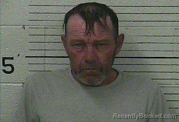 Mugshot of JOEY TUCKER booked in Knox County, Kentucky on April 25, 2026