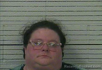 Mugshot of KIMBERLY LEE HELTON booked in Knox County, Kentucky on May 22, 2026