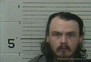 Mugshot of LUKE E ROARK booked in Knox County, Kentucky on June 14, 2026