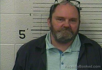 Mugshot of MITCHELL MILLS