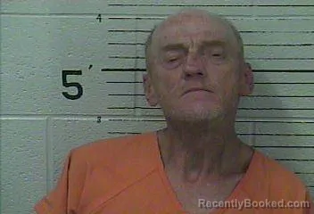 Mugshot of RANDY JOE ROARK booked in Knox County, Kentucky on May 7, 2026
