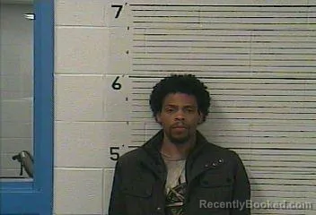 Mugshot of WILLIAM MADDOX