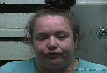 Mugshot of DAKOTA MARIA ANN CHAPMAN booked in LaRue County, Kentucky on March 30, 2026