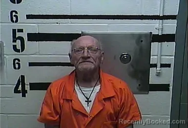 Mugshot of LARRY WILLIAM SMITH