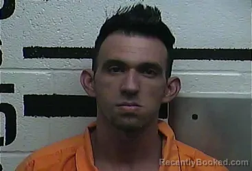 Mugshot of YILBERT RIVADENEIRA TRIANA