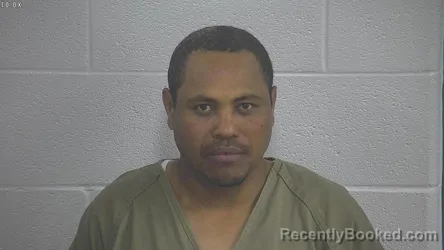 Mugshot of MANUEL A GUARDO ESTRADA