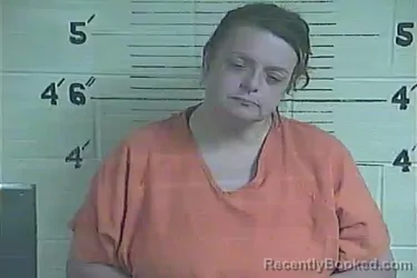 Mugshot of Tabatha Mae Baker booked in Lee County, Kentucky on March 25, 2026