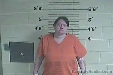 Mugshot of Brandie Downs booked in Lee County, Kentucky on April 19, 2026