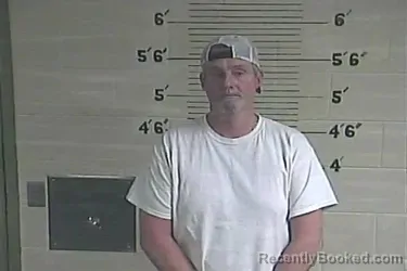 Mugshot of Stephen York Coomer booked in Lee County, Kentucky on April 23, 2026