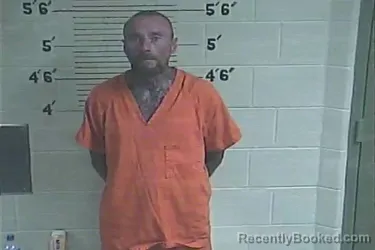 Mugshot of Joshua L Shuler booked in Lee County, Kentucky on April 24, 2026