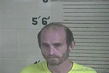 Mugshot of Kevin J Vires booked in Lee County, Kentucky on May 4, 2026