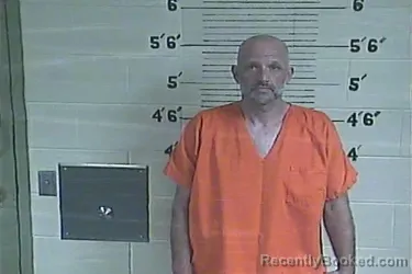 Mugshot of Jason Ross booked in Lee County, Kentucky on August 19, 2026
