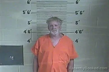 Mugshot of Billy Joe Combs booked in Lee County, Kentucky on October 2, 2026
