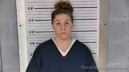 Mugshot of SARA SIMPSON booked in Leslie County, Kentucky on August 3, 2026