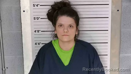 Mugshot of Lindsey Morris booked in Leslie County, Kentucky on October 7, 2026