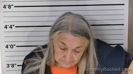 Mugshot of DELLA NAPIER booked in Leslie County, Kentucky on April 23, 2026