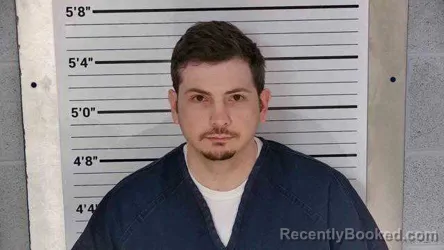 Mugshot of JONAH DAVIS booked in Leslie County, Kentucky on May 7, 2026