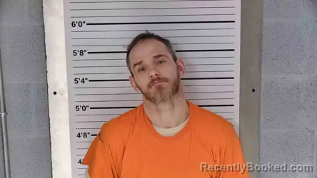 Mugshot of ROBERT GIRDNER booked in Leslie County, Kentucky on March 30, 2026