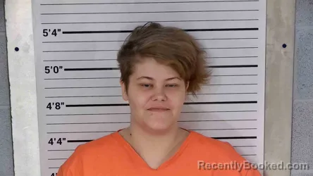 Mugshot of CAYLEE SHOFNER booked in Leslie County, Kentucky on April 10, 2026