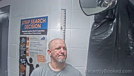 Mugshot of ISRAEL ROSS SMITH booked in Letcher County, Kentucky on April 2, 2026