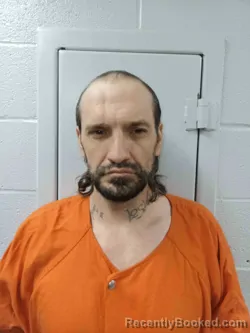 Mugshot of JOSHUA DAVIS booked in Logan County, Kentucky on April 29, 2026