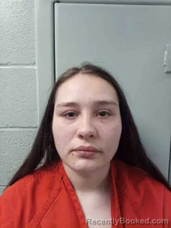 Mugshot of ARIANA DUNTON booked in Logan County, Kentucky on April 30, 2026