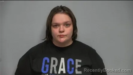Mugshot of DARCI HIRT