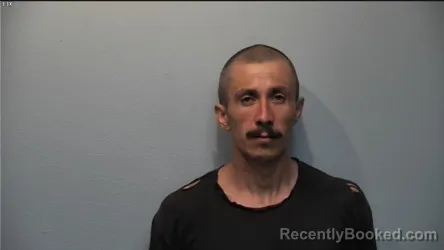 Mugshot of DANIEL RUIZ LOPEZ