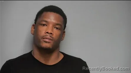 Mugshot of DARIUS D MOORE