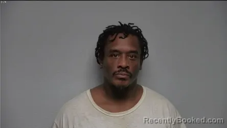 Mugshot of DELON WASHINGTON booked in McCracken County, Kentucky on May 1, 2026