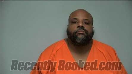 Mugshot of JEROME JR DUMAS