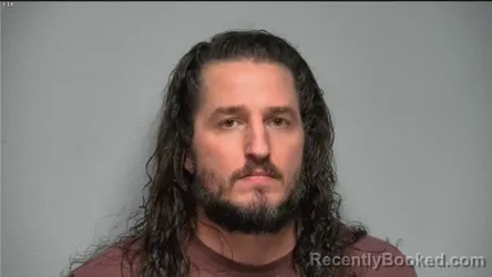 Mugshot of JAMES W KING