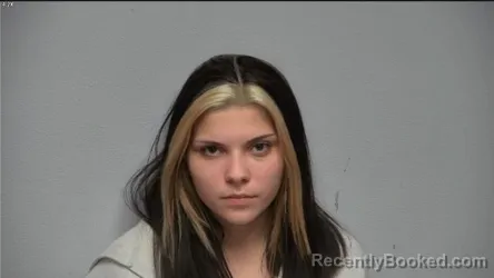 Mugshot of KAYLEE DIANE WINSTEAD booked in McCracken County, Kentucky on May 1, 2026