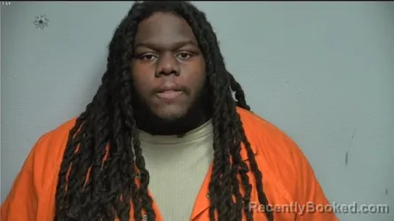 Mugshot of N'THAYVION A MAXWELL