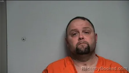 Mugshot of RICHARD DWIGHT HEARD