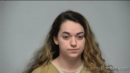 Mugshot of WILLOW MAGEE