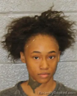 Mugshot of NI'ASIA DYANN PARKER