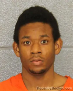 Mugshot of DE'SEAN DAVIS