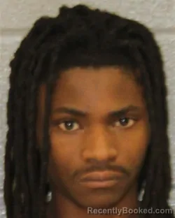 Mugshot of JAMARI ANTONIO MAYHEW
