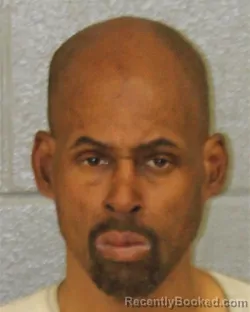 Mugshot of SANTONIO DEWAYNE NICHOLS