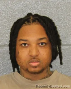 Mugshot of DEONTE JACQUEZ MCKUBBIN