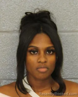 Mugshot of ALEXUS LA'ASIA MOORE