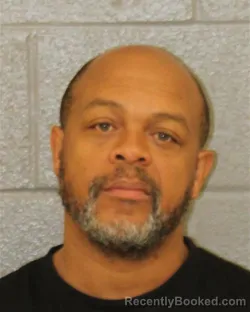 Mugshot of DAVENON ALEXANDER FARMER