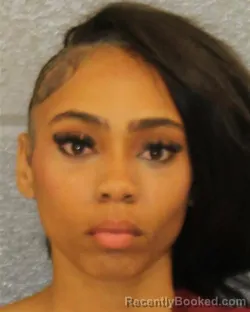 Mugshot of LAMONTNIYA LORRAINE FAGAN