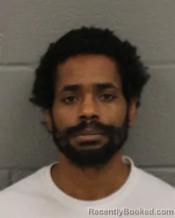 Mugshot of WALTER ANTONIO MOORE