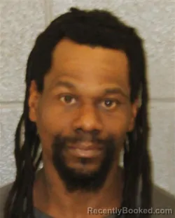 Mugshot of SEAN DAVRON THOMAS